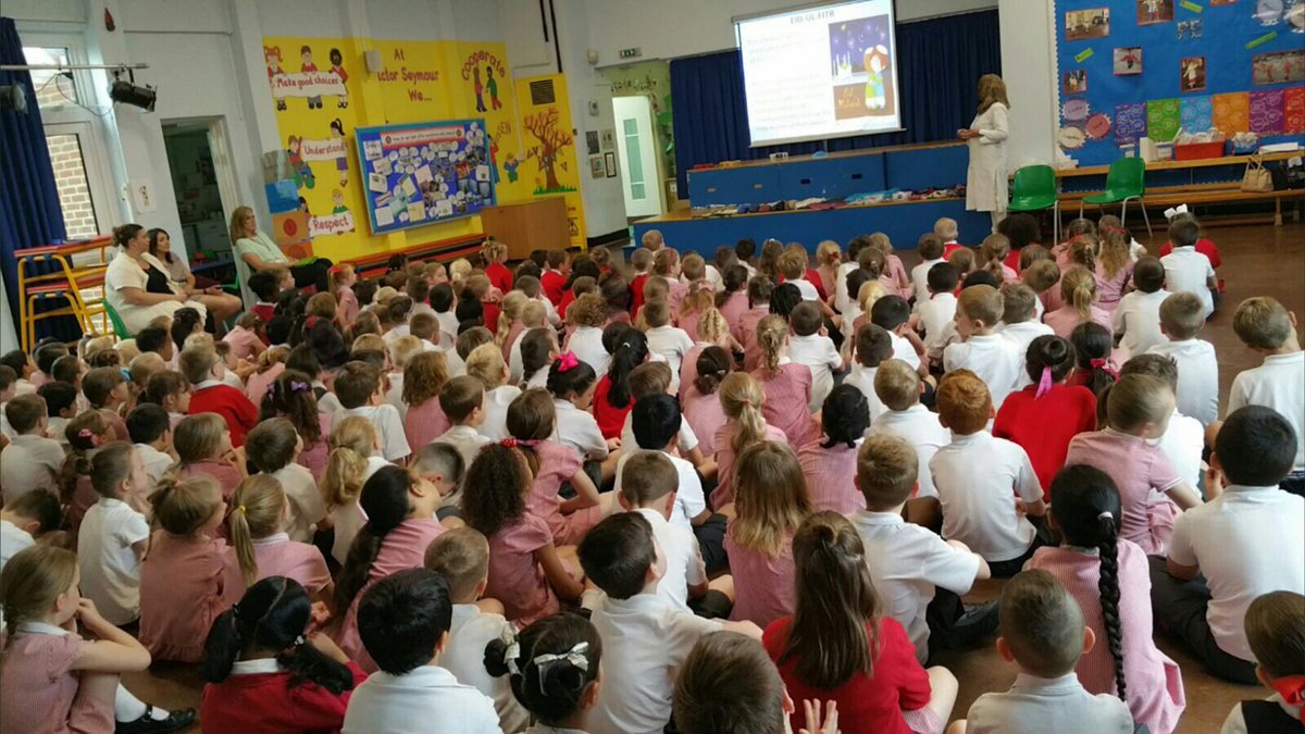 LajnaBF's tweet photo. #Carshalton #Lajna give informative school talk to 200+ students on #Ramadhan &amp; #Eid @ Victor Seymour Infants' School #interfaitheducation https://t.co/5CYllBisGA