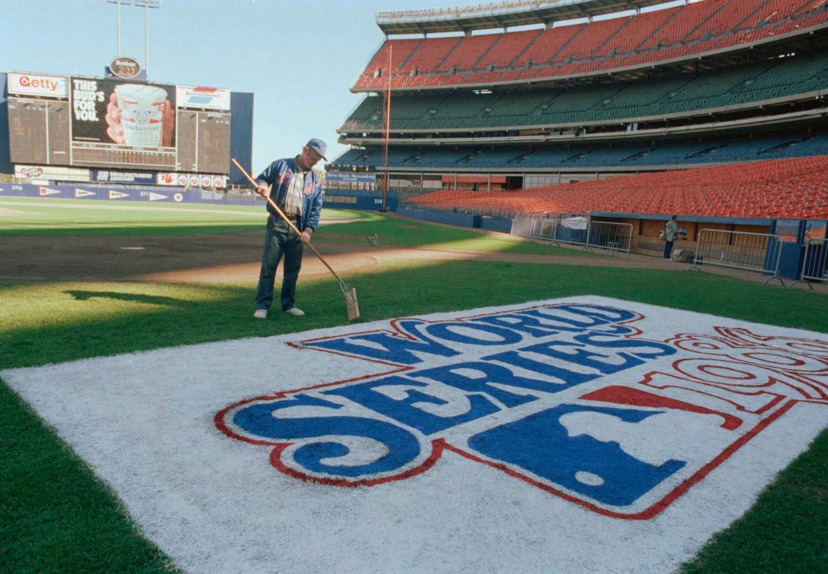The7Line's tweet photo. #RIPPeteFlynn  (AP Photo/Susan Ragan) https://t.co/ne4Zwjp53K