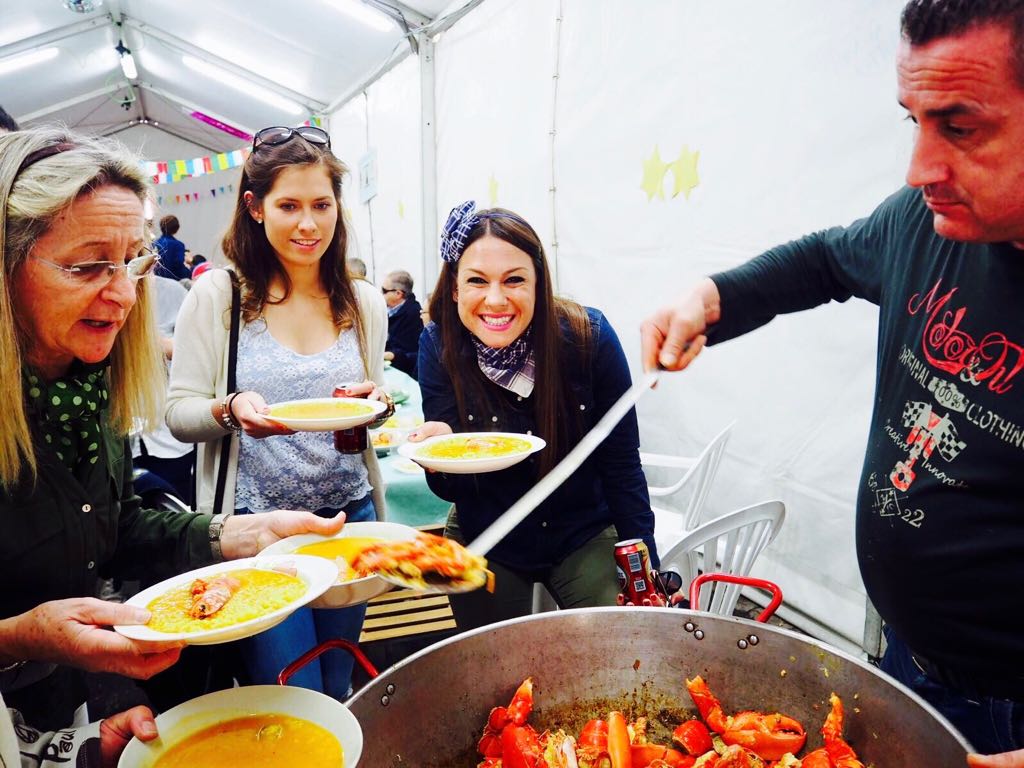 📣“Ser anfitrión nos da la oportunidad de mostrar al mundo lo que somos”📣
 Por Olga, #Falla Pelayo➳bit.ly/2sTPXTe
#KomboiAmbassadors