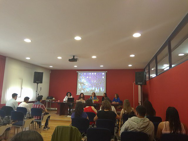 IESMataJove's tweet photo. Graduación de SAD II https://t.co/FS2AWjyAEk https://t.co/QnO4YimGEh