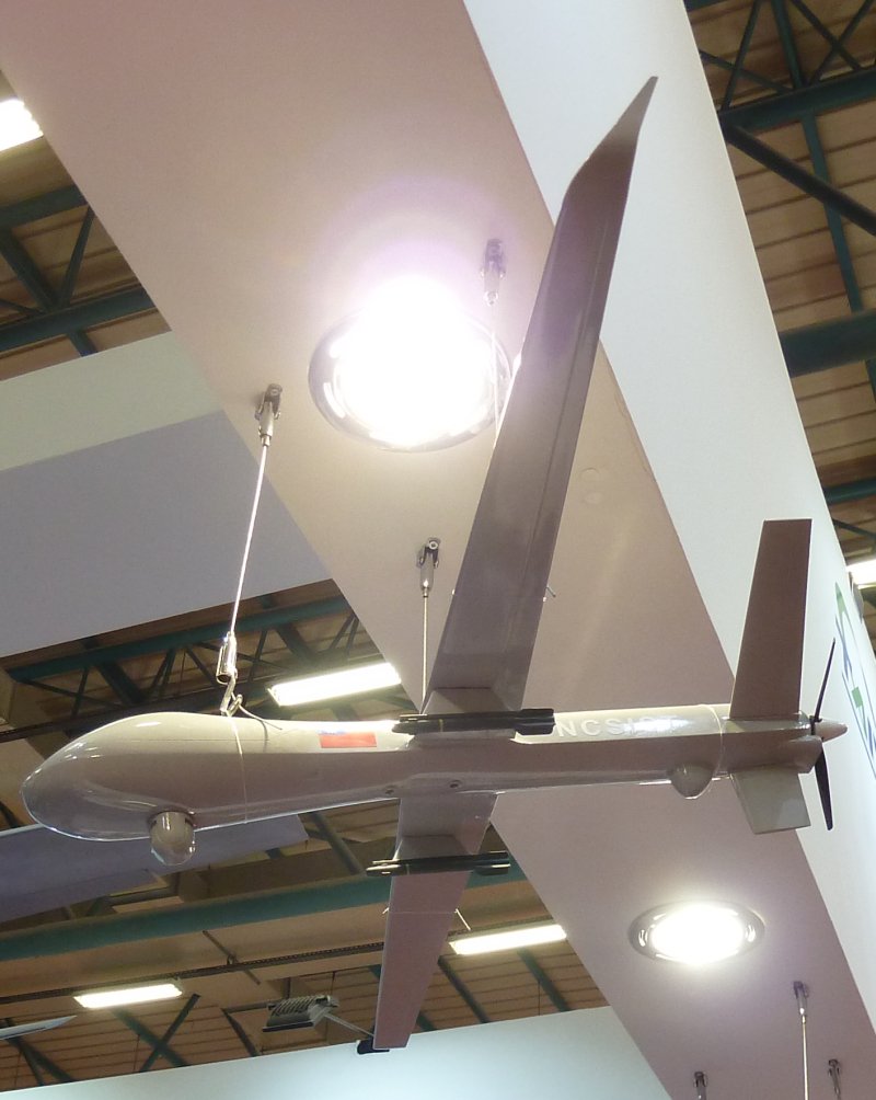orko_8's tweet photo. @RAeSTimR It was also displayed at #IDEF2017 in May. I wonder if they brought back the models from Istanbul to Taiwan and then to Paris? :) https://t.co/G0PUXydxW2