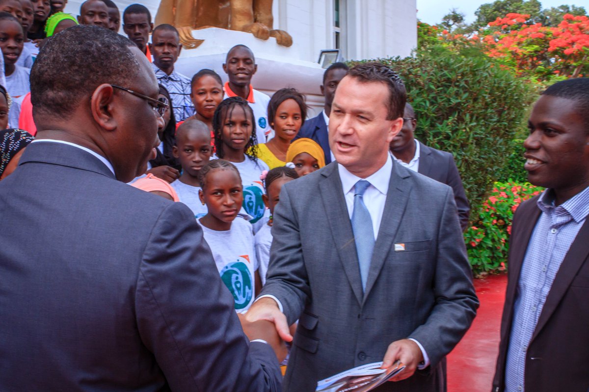 WorldVisionSN's tweet photo. The highest authority of #Senegal , President @Macky_Sall supporting @WorldVisionSN to put an end to child marriage @WorldVisionWARO #ESSME https://t.co/o8LgiYy6NE