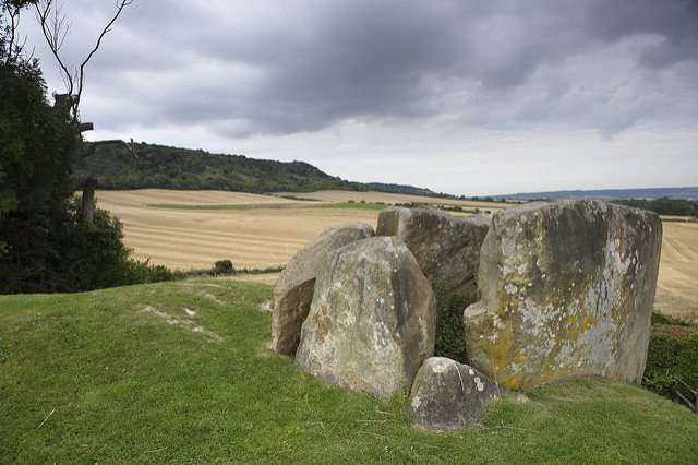 ExploreKent's tweet photo. Celebrate the height of summer at the mythical #coldrum stones & take in the beauty of the #KentDowns too! https://t.co/c24X6j5S1P https://t.co/DOR5ariWcD
