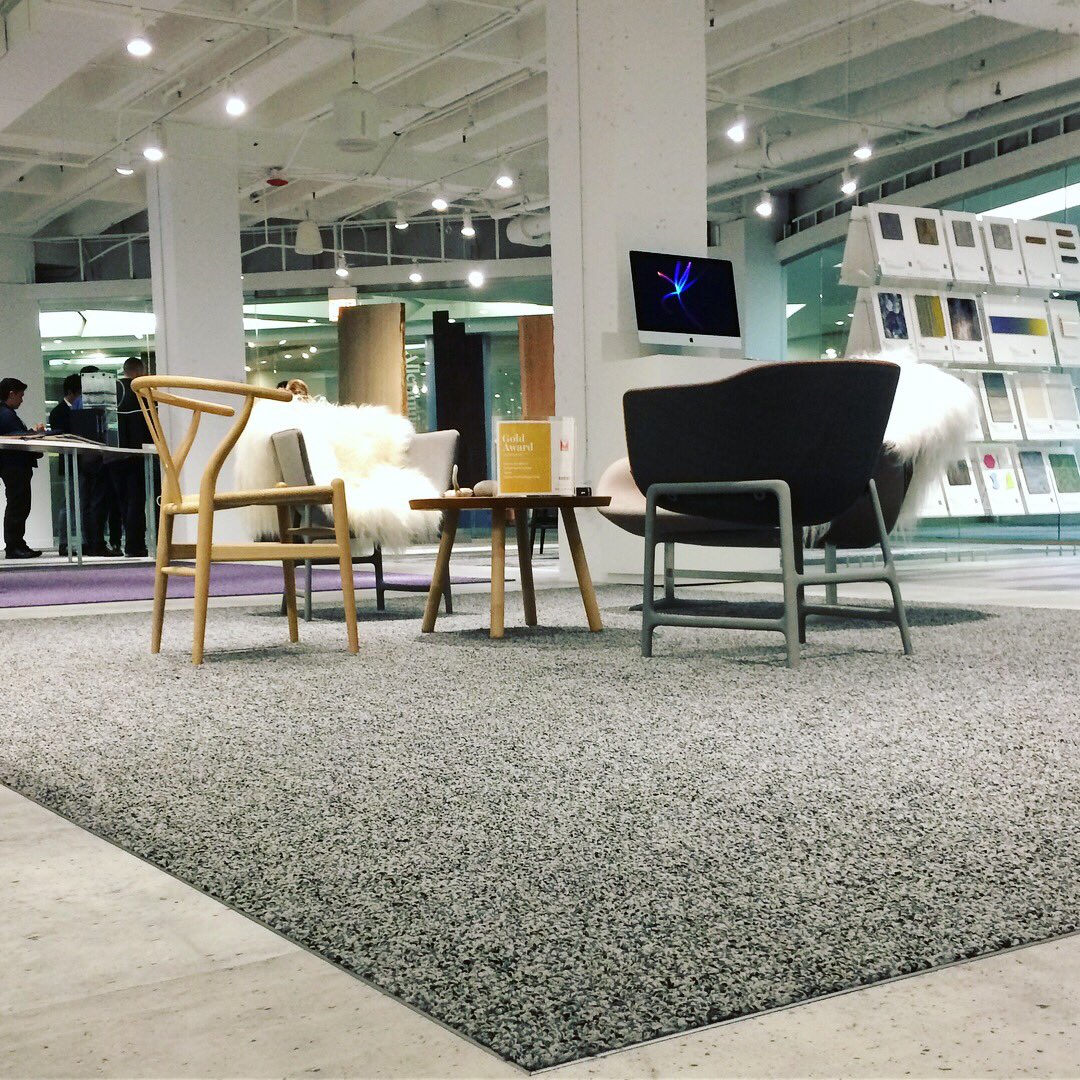 NeoCon_Shows's tweet image. “Seamless transition from hard floor to carpet." - Terry Mowers, VP North American Product Design @TarkettContract @GroupTarkett #NeoCon2017
