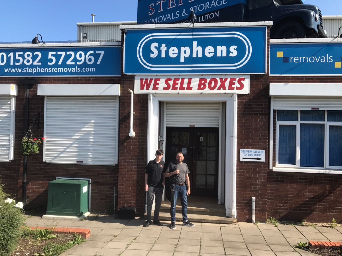 JamCrackersUK's tweet photo. Our #apprentice Joe &amp; Director Steve @JamCrackersBV at a recent #install at @StephensRemoval #BusinessITSupport #Tech #Upgrade #ITSupport https://t.co/b55cmHodtN