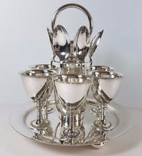 RedRetro13's tweet photo. 💫 A peek at a few of the fab #vintage items that have just come in to our #Cromer #antiques shop ~ we love #artnouveau & old #silverplate 💙💫 https://t.co/LbKTIS6FW6