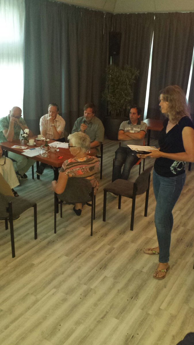 HetServicepunt's tweet photo. Het was inspirerend om deze week bevlogen inwoners te spreken bij de #ideeënwerkplaats #de5bogen  #baambrugge @DeRondeVenen20 https://t.co/AWrNYGMcOK
