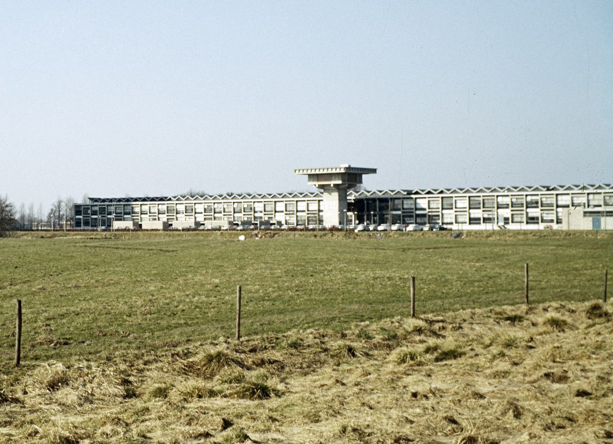 Transitorium I: ‘meccanodoos’ met sterrentoren dlvr.it/PPDwVZ #utrecht