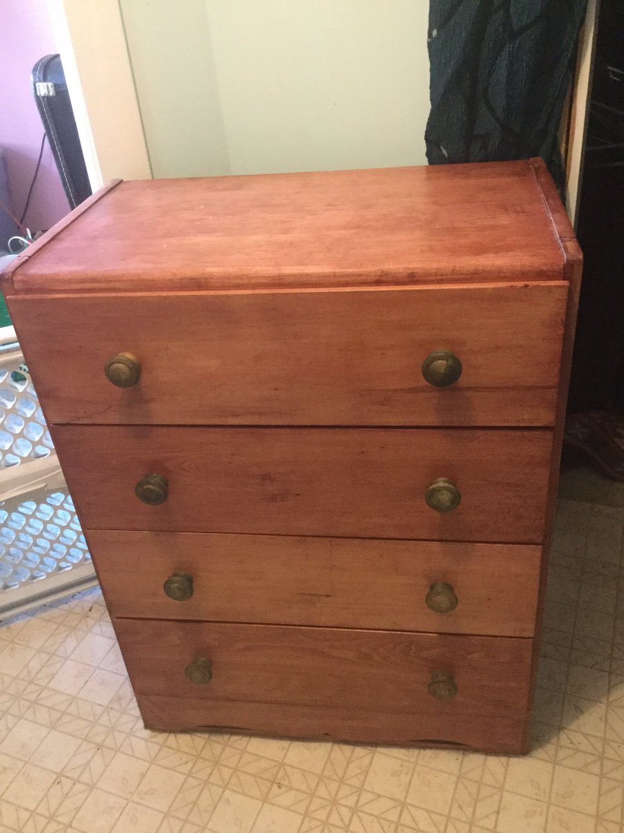 sindionart's tweet photo. The dresser is now finished....before and after! https://t.co/K6x3dtNtKv