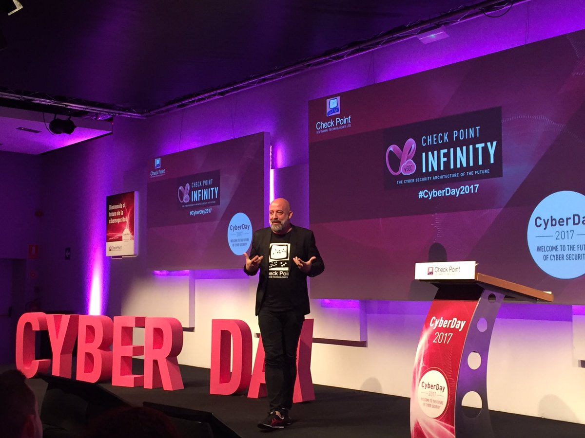 CheckPointSpain's tweet photo. Cerramos el #CiberDay2017 con el humor de @Goyojimenez en clave cibernética. ¡Gracias a todos por venir! https://t.co/GNMCbC8h2W