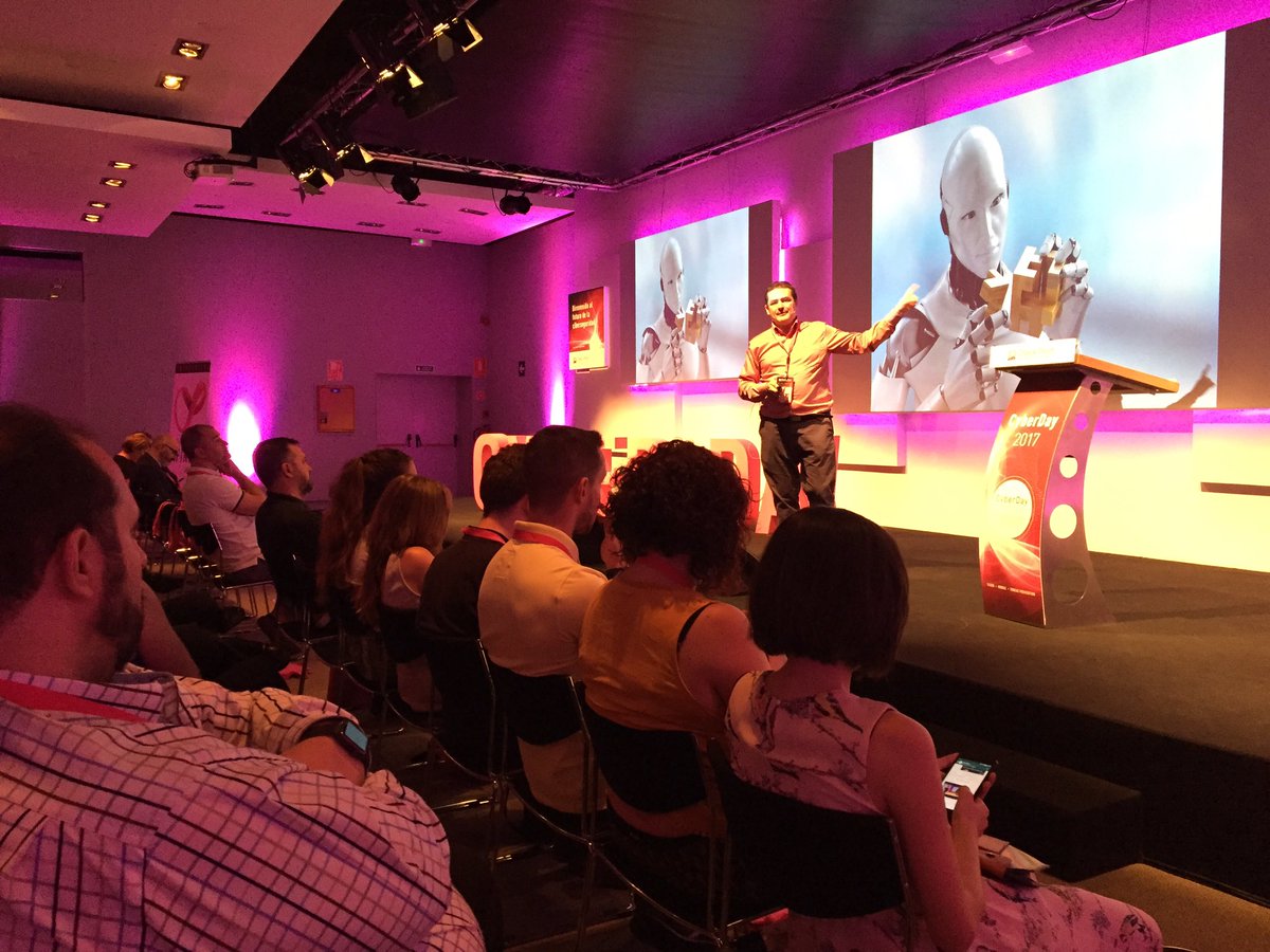 CheckPointSpain's tweet photo. Román Ramírez: "La ciberseguridad tiene que ser automática y estratégica" #CiberDay2017 https://t.co/xNIfv30HrA