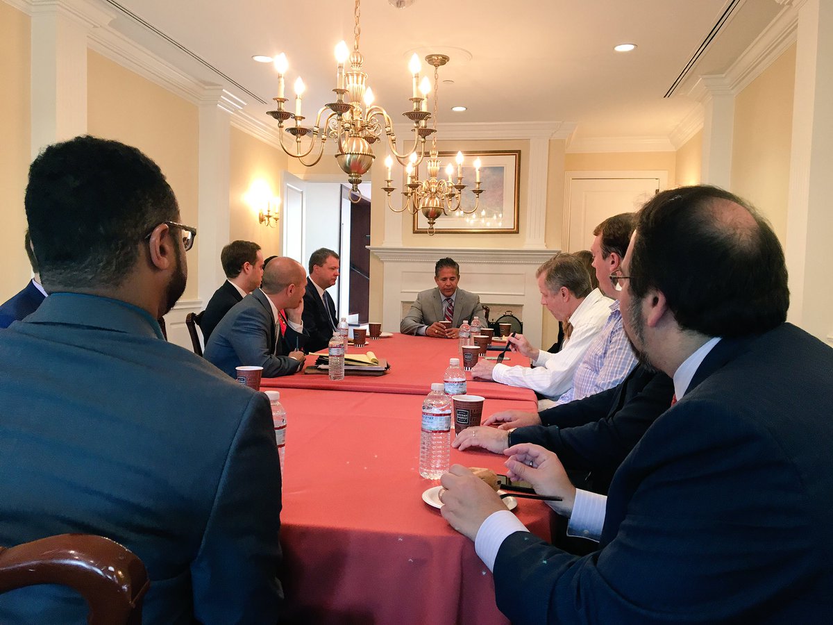 GAINdcORG's tweet photo. Kicking off the congressional breakfast w/ @RepMikeBishop #breakfastwithbishop https://t.co/f4j3m5wa0Y