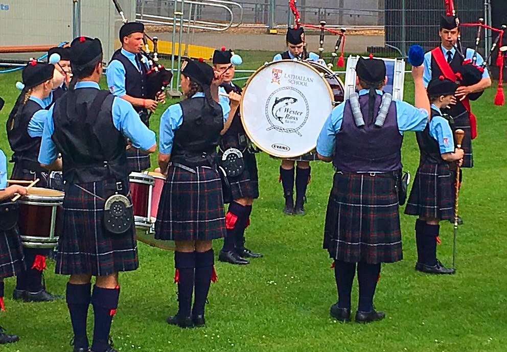 ptfss's tweet photo. @ScotlandRHShow President's Luncheon enjoy home cured whisky #ScottishSalmon from @WesterRossSalmo &amp; @TheArdmoreSMW &amp; @LathallanSchool band https://t.co/GCHjkgNOSs