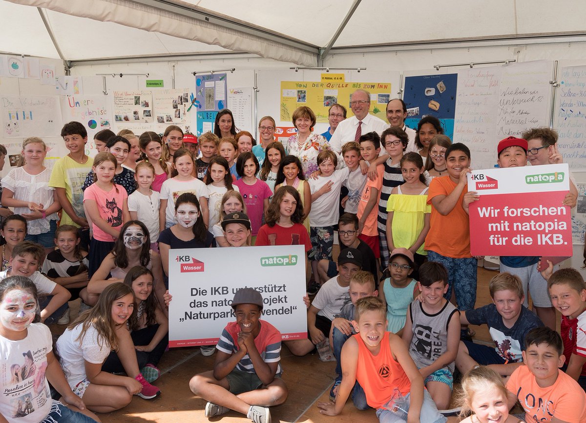 christineIBK's tweet photo. TRINK’WASSERTAG mit erfrischender Stollenbegehung zur Mühlauer Quelle f Wissensdurstige. Danke an IBK Kommunalbetriebe und #natopia #ibktwit https://t.co/pFY0oqREPy