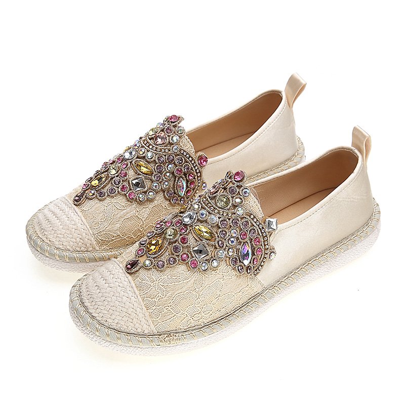 MadridPoem's tweet photo. 🍫 Discover shoes collection in a new colour. #sneakersblock #sandalselop #instashop #statementnecklace #oxfordschool https://t.co/3cZVtCSRxn https://t.co/FvbG4uWUoQ