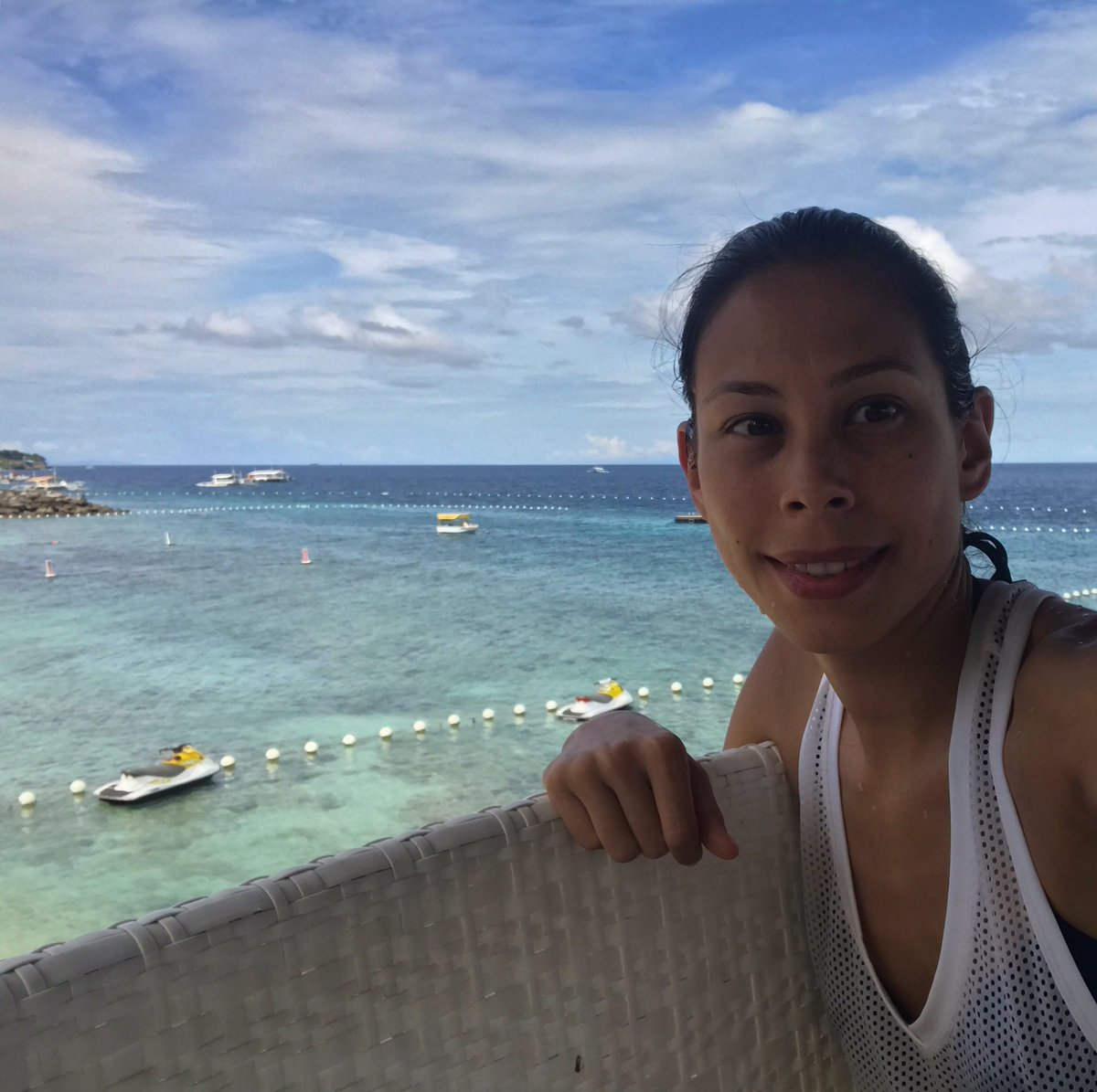 NatalieKniese's tweet photo. Hello from #Cebu in the #Philippines... Choose my adventure live on @airasia's FB page tomorrow, 5pm! 👋🏼

#AdventureLive #LiveLifeUnexpected https://t.co/do8EroPVqL