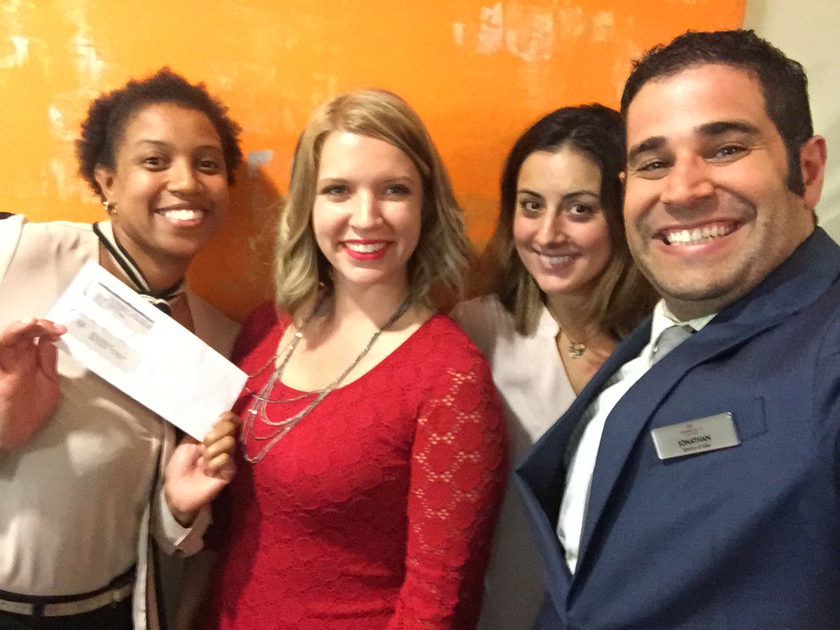 MSYAirportHotel's tweet photo. Our sales team had a blast participating in #InterstateClosingDay! Check out our CP Fliers! https://t.co/TZwx1hskwD