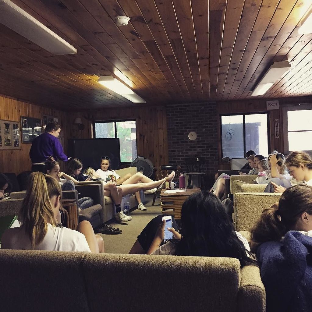 kelsee422's tweet photo. What staff does before all the campers arrive...play on their phones. Last chance!
.
.
.
.
.
#campcounselor #campv… https://t.co/y7n3nPa5Ex https://t.co/b3vYJ98ApZ