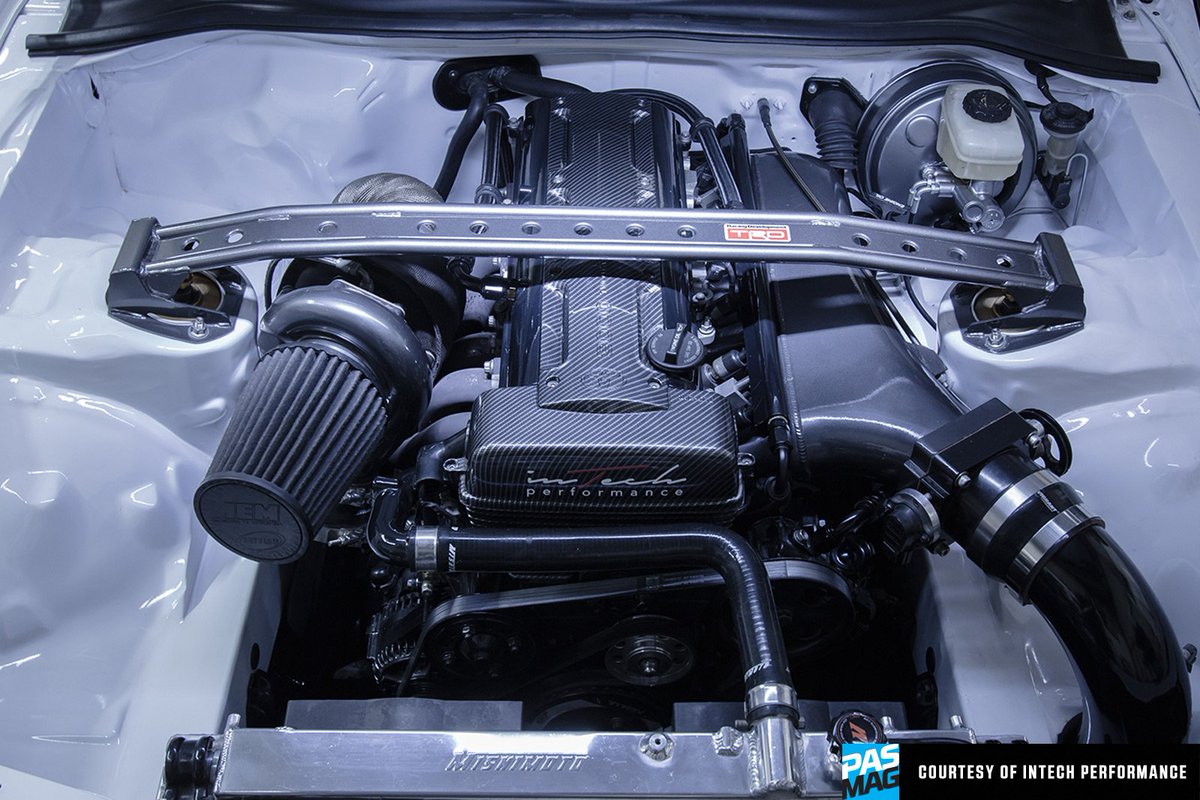 PASMAG's tweet photo. Thereβs a lot of planning required in an engine shave and tuck, no matter how far you want to take your engine bay! #intechperformance https://t.co/7QTh5oIaC5