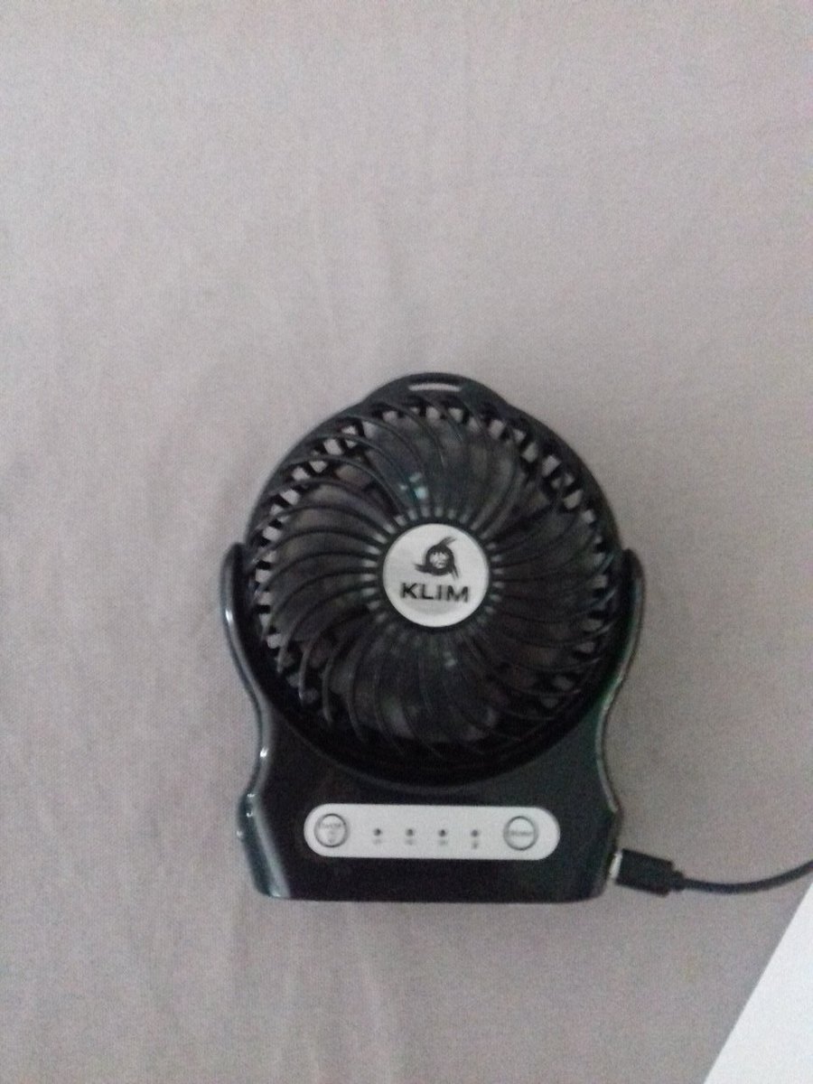 MikadoB_'s tweet image. Mais il y a le KLIM Pocket Fan pour vous sauver !!
Merci #KLIMTechs pour le sauvetage ❤❤