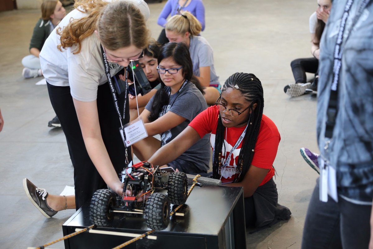 These high schoolers enjoyed some RC car fun <a href="/OSUCtrAutoRsrch/">OSUCtrAutoRsrch</a> yesterday during RISE camp, thanks to sponsors <a href="/GM/">General Motors</a> Foundation &amp; <a href="/DelphiAuto/">Delphi Automotive</a>!