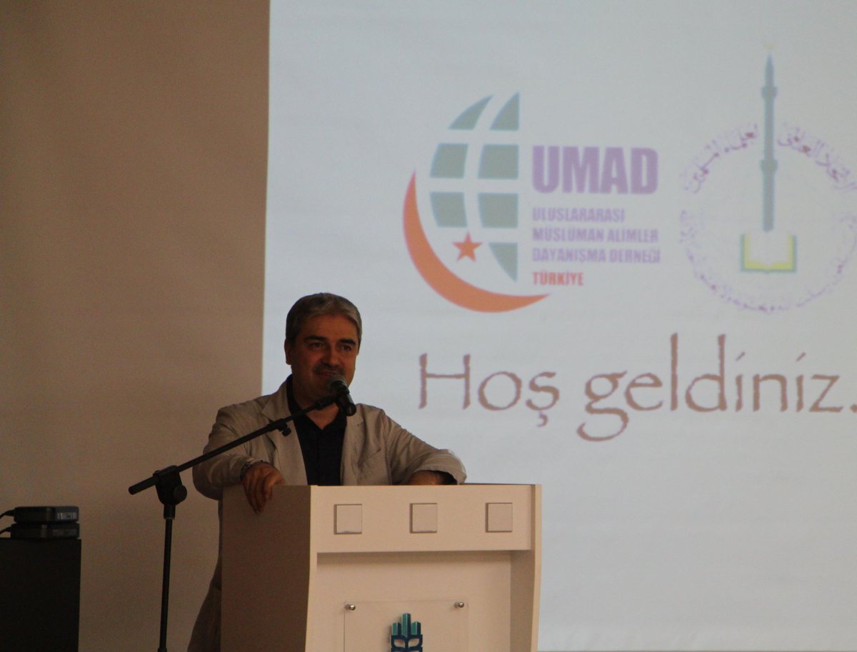 ...Tek kelimelik bir mesaj attı, ‘’Allah yüzünüzü ak etsin!’’

Ömer Korkmaz
goo.gl/GNyFqr