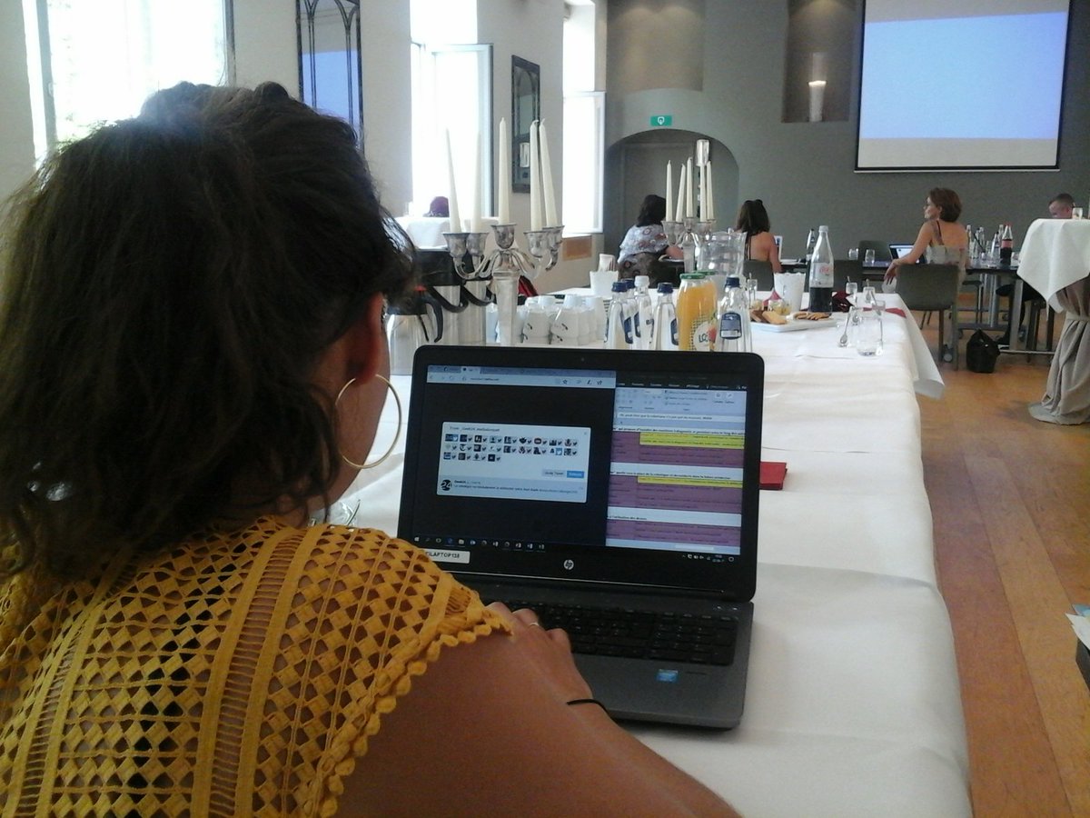 SPI_Liege's tweet photo. @intellstrat teste une nouvelle version de #ISGame avec des entrepreneurs liégeois qui déouvrent #intelligence #stratégique #is https://t.co/lyDV7lz9zu