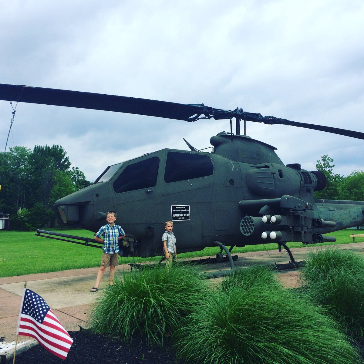 RandomDads's tweet photo. Are you more of a #helicopterparent or a #freerange dad? https://t.co/cGajYgrR7G #dadlife #dadtalk #randomdads https://t.co/3eEUePEqHf