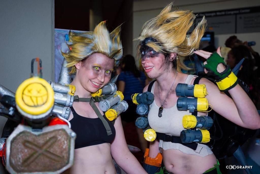 conography's tweet photo. #blizzard #overwatch #junkrat #cosplay @the_fullmetal_cosplayer at @momocon #cosplayphotographer #eventphotograph… https://t.co/GeOG2reUeO https://t.co/EmBWnu2fwh