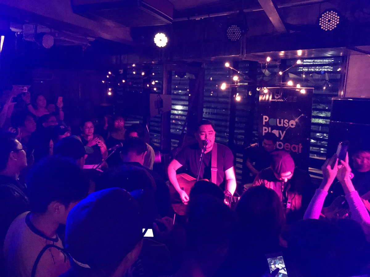 EpicEventsProd's tweet photo. Tara na sa Unit!! Now on stage: @decemberave!! #PausePlayRepeat https://t.co/t07MsXUNOM