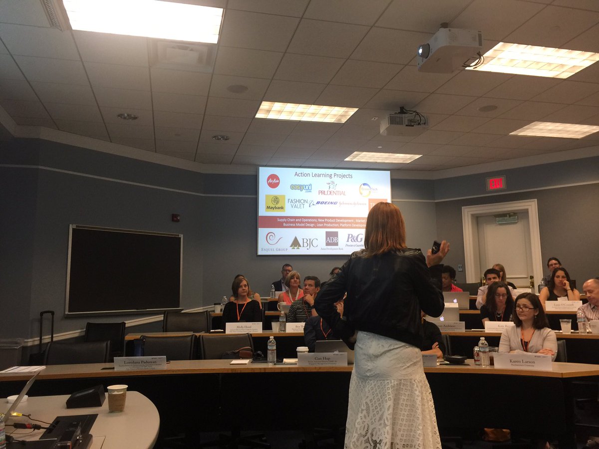 mawtch's tweet photo. #asbmit presentation by @Prof_Loredana at #LEPE conference #UVADarden https://t.co/TgNOW9OQio