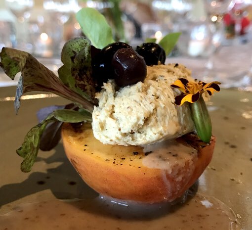 wanderlustATLga's tweet photo. Summer vacation? Consider @kingandprince on @StSimonsIsland AWESOME culinary experience await! #echostsimons #kingandprince Link in profile https://t.co/IEmjVYmKan