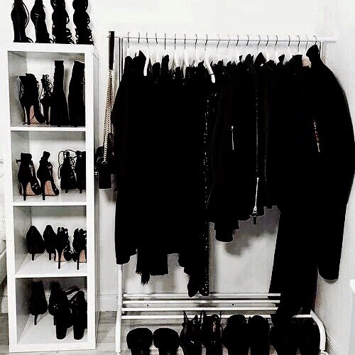 beyondfantasy_'s tweet photo. Black is the new definition of beauty. https://t.co/ijiSyS8zy2