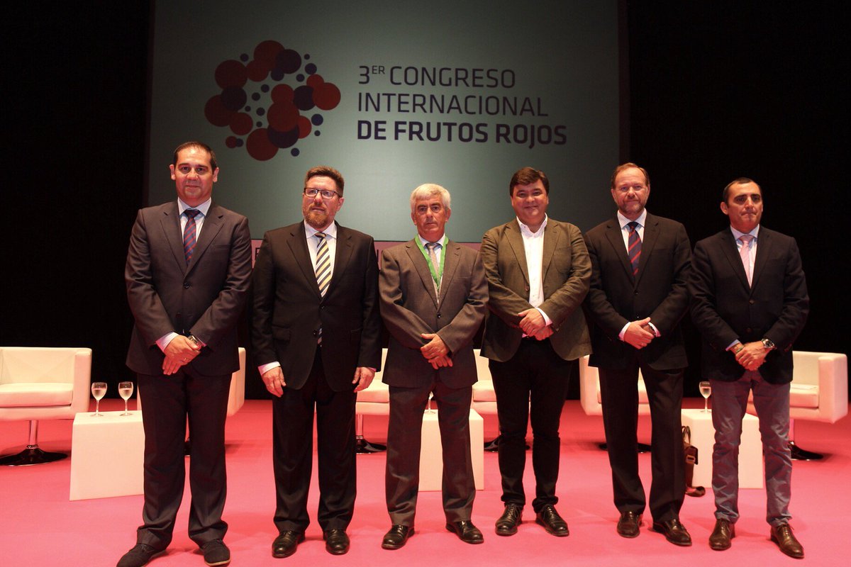 Gesto_Com's tweet photo. Días de muchísima Vitamina C en la tercera edición del #CongresoFrutosRojos, organizado por #Gestocomunicación para @Freshuelvaes https://t.co/kN9MgGw1Bc
