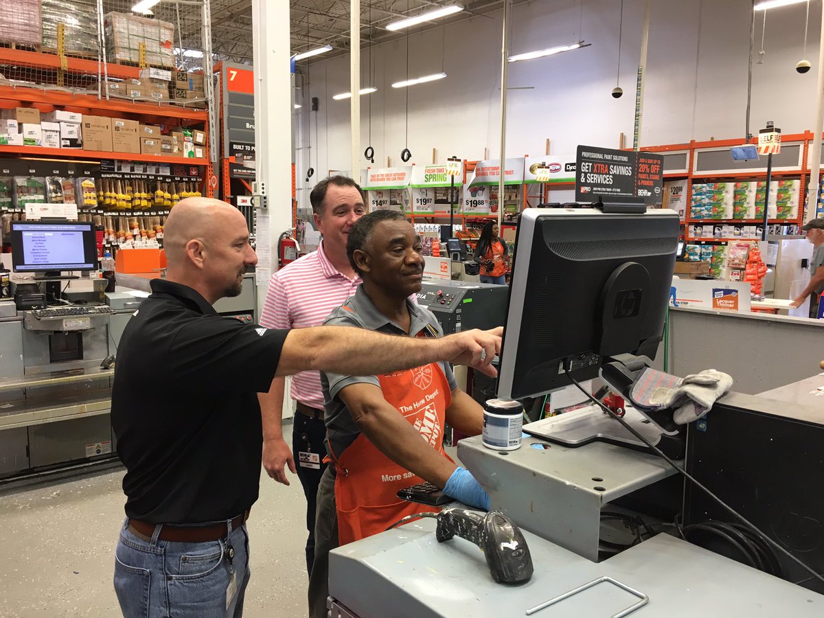 BehrSouthwest's tweet photo. The Doug Show show at 2907 Brandon Mississippi. Pro paint 2.0 training. https://t.co/Qw4p0AtloK