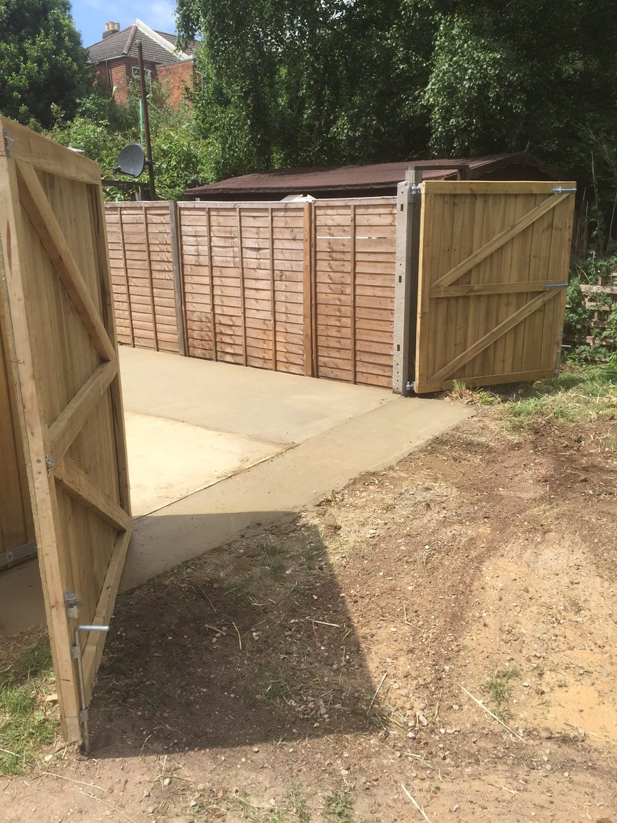 Ingrambms's tweet image. New posts, gates and concrete base. 
The heat has been unbearable. Glad he be done. #builder #sunnydays #GardenersWorld #ipbservices