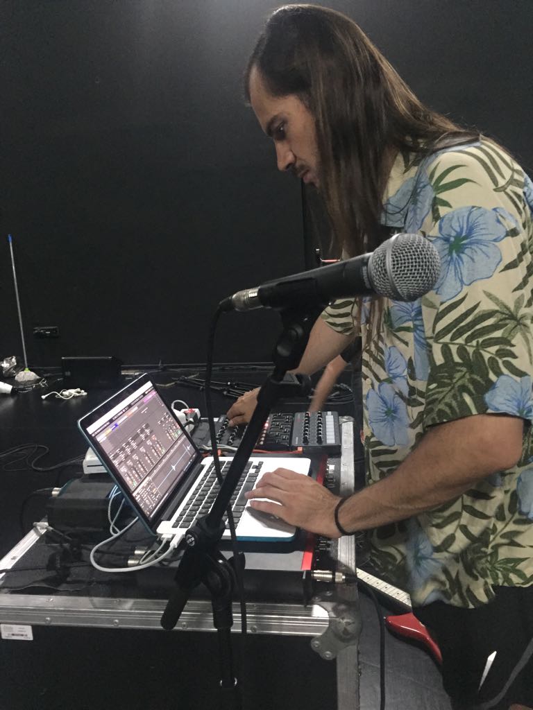 thegoodgoodbcn's tweet photo. Ha començat Protocol#5 la presentació de #TheExplodingPlasticFest a @SalaHiroshima A les 20:30 us hi esperem! https://t.co/3211GSTDvf
