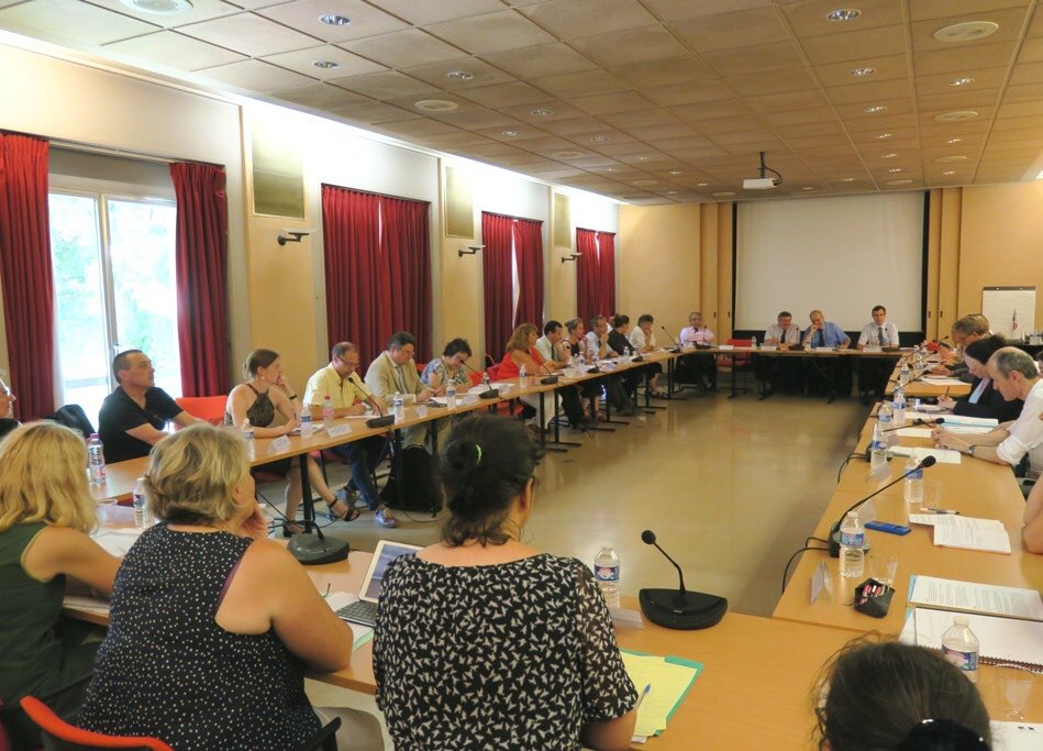 Prefet78's tweet photo. #Yvelines CODAF instance réunie ce jour, co-présidée par Préfet &amp; Procureur;coordonne les services de l'Etat ds la lutte contre les fraudes https://t.co/aomSNSAXgW