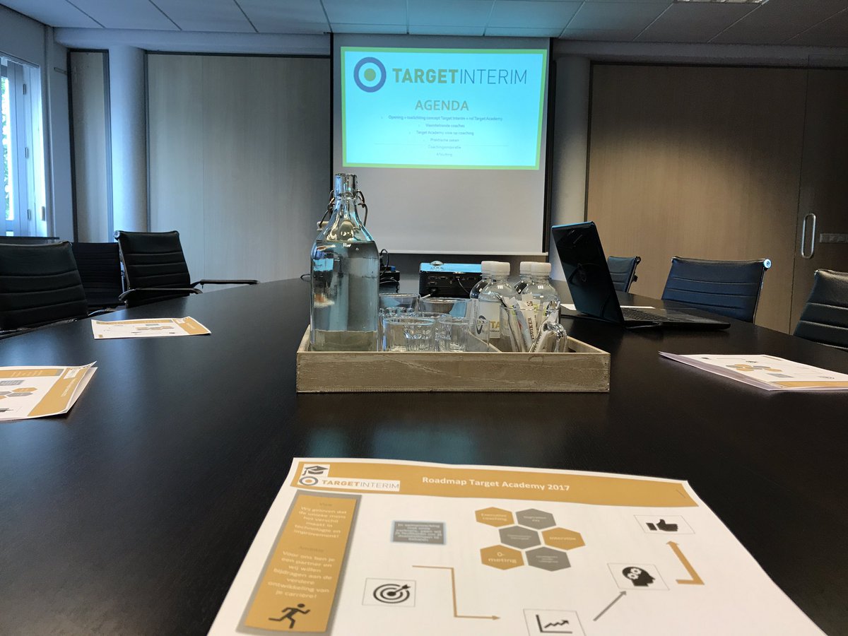 TargetInterim's tweet photo. Vanavond de eerste #coachsessie van #TargetInterim! Roadmap voor onze #Interpreneurs! #ontwikkeling https://t.co/Fwk7PrQvft