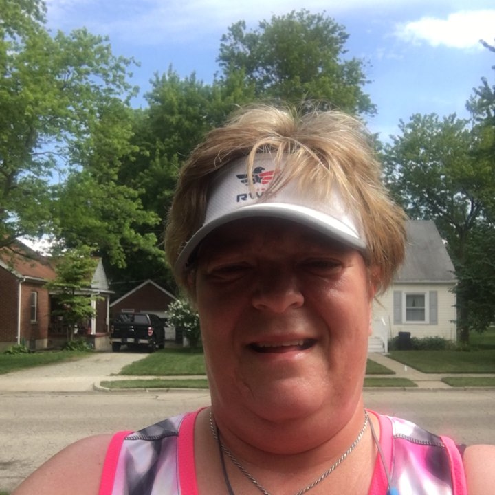 bigheid45's tweet photo. 2.2 @CharityMiles for @teamrwb. Thx 2 #JNJ & @DonateAPhoto. #ImagineHow https://t.co/te1FrhOwjs https://t.co/9Qtv2TIN19