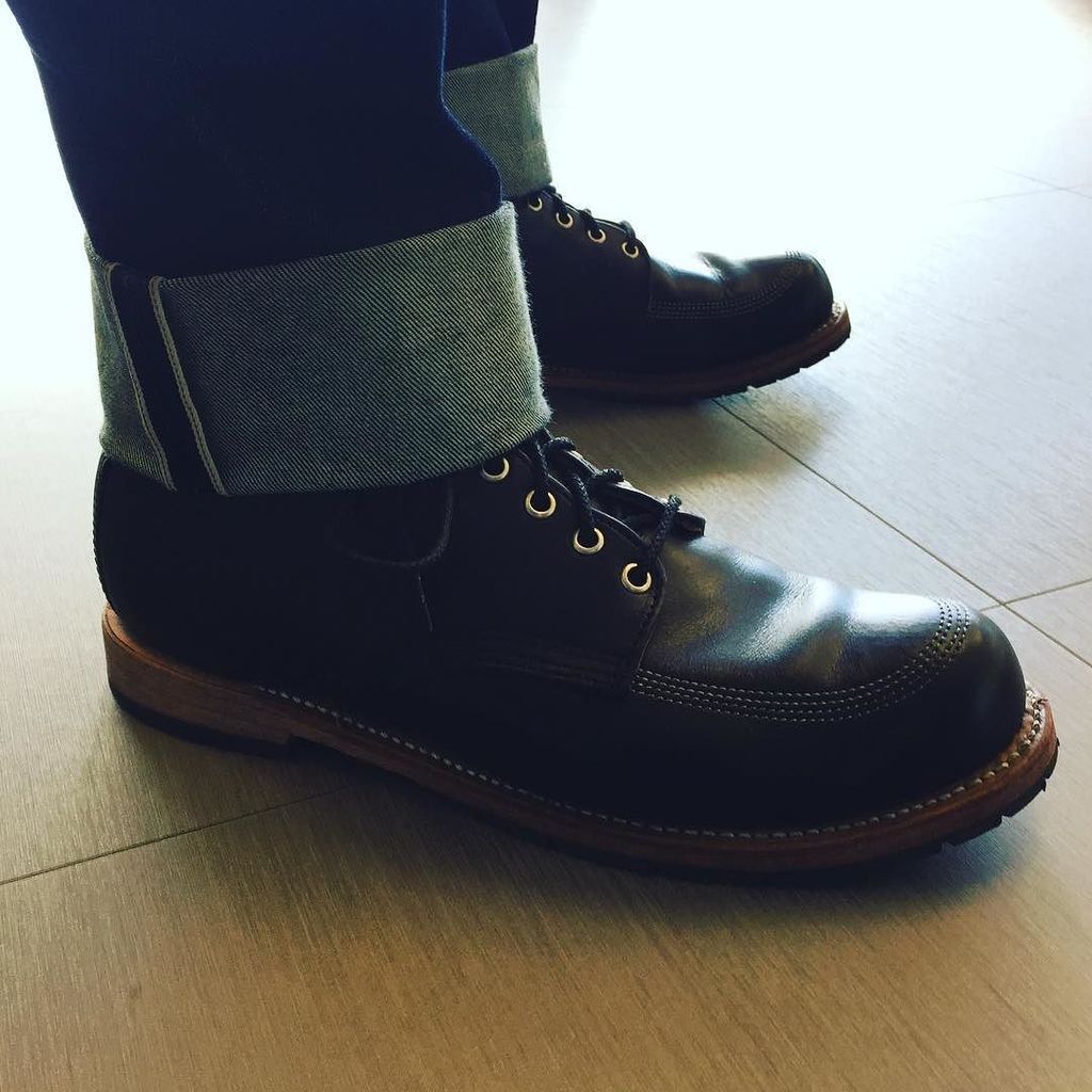 SwingModern's tweet photo. Woolrich Yankee boots with Gap 1969 redline selvedge denim. #redlineselvedge #gap1969 #gapjeans #gapdenim #woolric… https://t.co/TX4d2XxjwN https://t.co/FPBwlODNSt