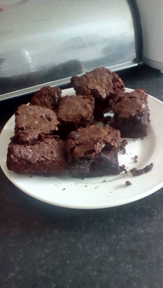 3LCare's tweet image. The team are learning about Canada at the moment and here are the results of the Canadian Brownie baking! #livelovelaugh #alwayslearning