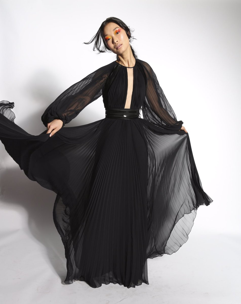 Hey #Minnesota ! Don't miss my Fall 2017 Couture Collection featured at #DressUpGoOut #TrunkShow <a href="/GalleriaEdina/">Galleria Edina</a> June 22 - 25