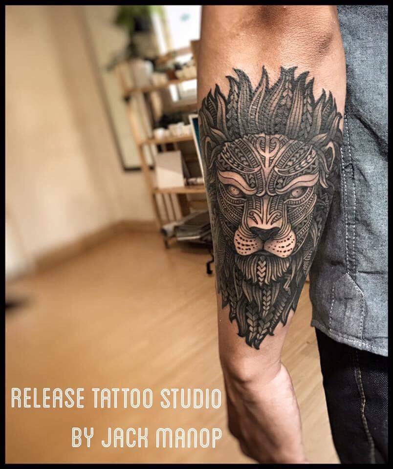 Lion family tattoos | Wake up Tattoo | Phuket