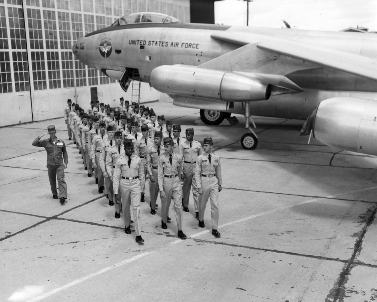 CivilAirPatrol's tweet photo. #TBT Throwing it back to 1956 with the #CivilAirPatrol National Drill Competition at Amarillo AFB, TX. #CAPcadet @usairforce @AFmuseum https://t.co/MwnJ3hze16