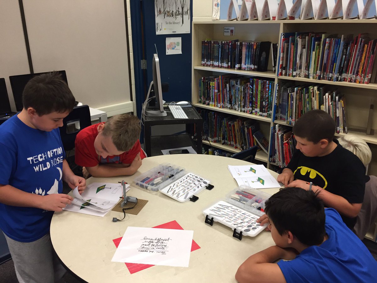 wrjackoftrades's tweet photo. Wow! @WildRoseEle @StAlbertPublic #techoption #brickks4kidz https://t.co/CPcizty2CO