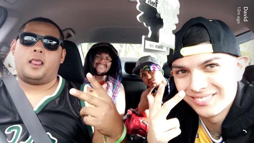 PuroTonchi's tweet photo. Before shit got maximum wild #edc16 #sass @joshyboyy420 @ShSergio34 https://t.co/GP1wgr8EaV