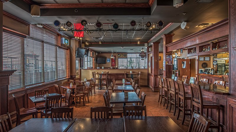 FourPointsEdm's tweet image. LAST WEEKEND of LIVE music at the Duke until Fall - come on down and kick up some dust with Todd Reynolds Fri &amp;amp; Sat night!!!