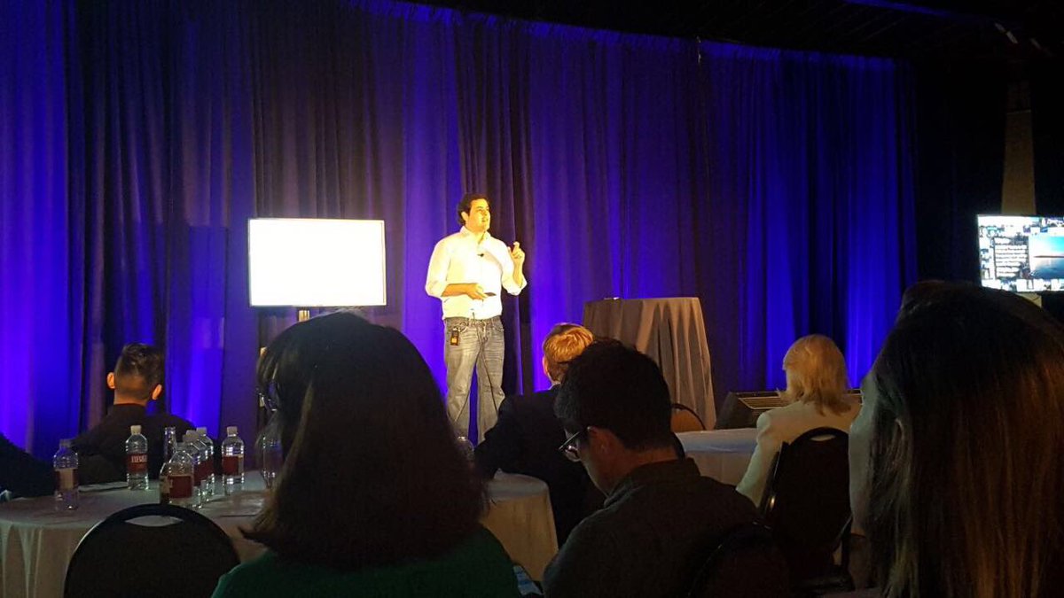 saffeai's tweet image. Saffe in stage @ #NMSE17 #QCFdemoday6