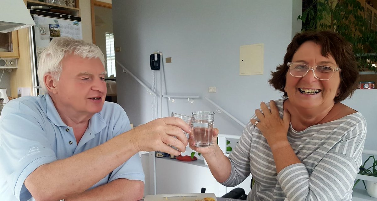 Gaui_mnd's tweet photo. Skál fyrir lífinu
Cheers to a world free of ALS/MND
#ALSMNDWITHOUTBORDER #MND #ALS https://t.co/dXxmciw9Ih